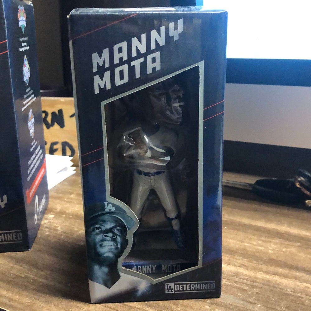 Manny Mota bobble head